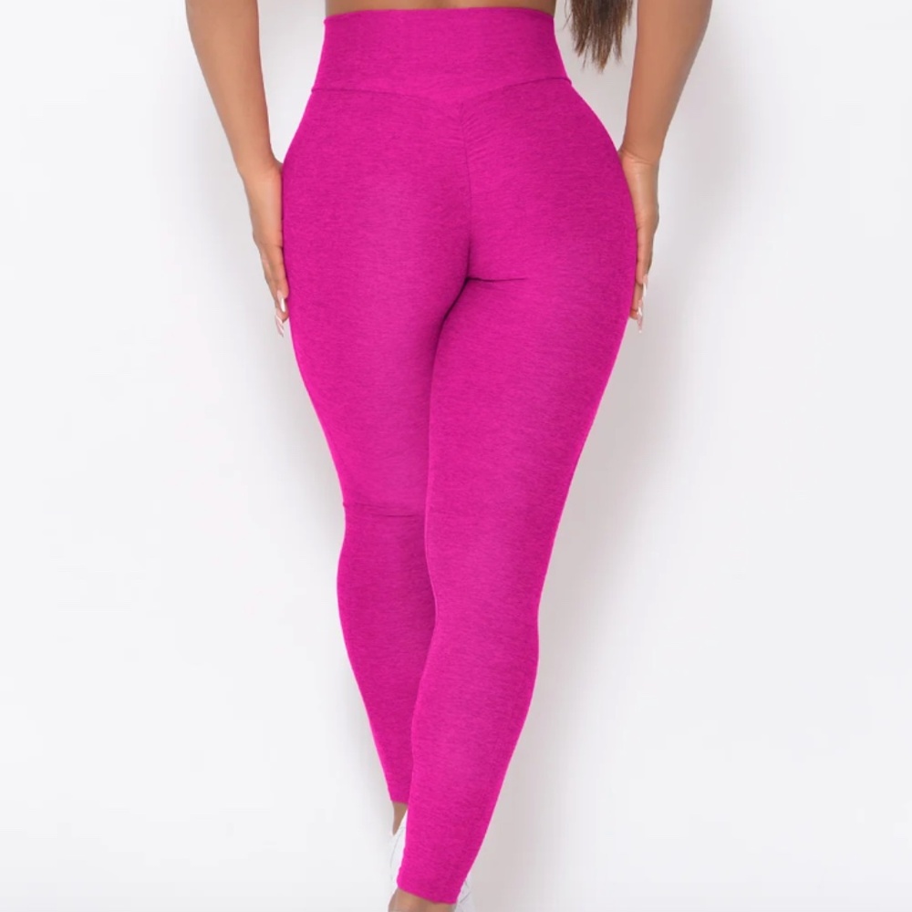 Bombshell Sportswear Contour Leggings / Ultra Pink / Size M / Medium Weight